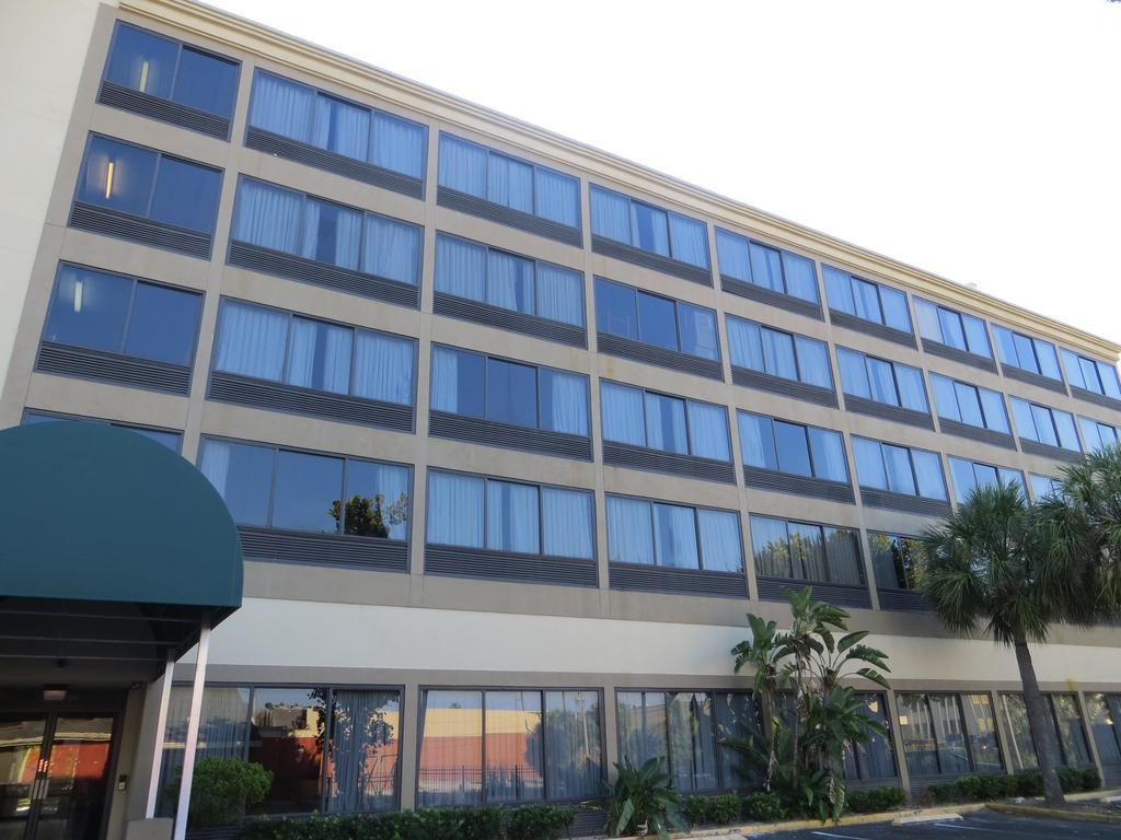Eurotel Inn ميتلاند المظهر الخارجي الصورة