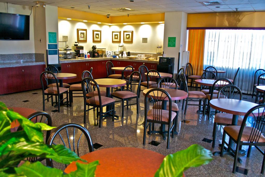 Eurotel Inn ميتلاند المظهر الخارجي الصورة